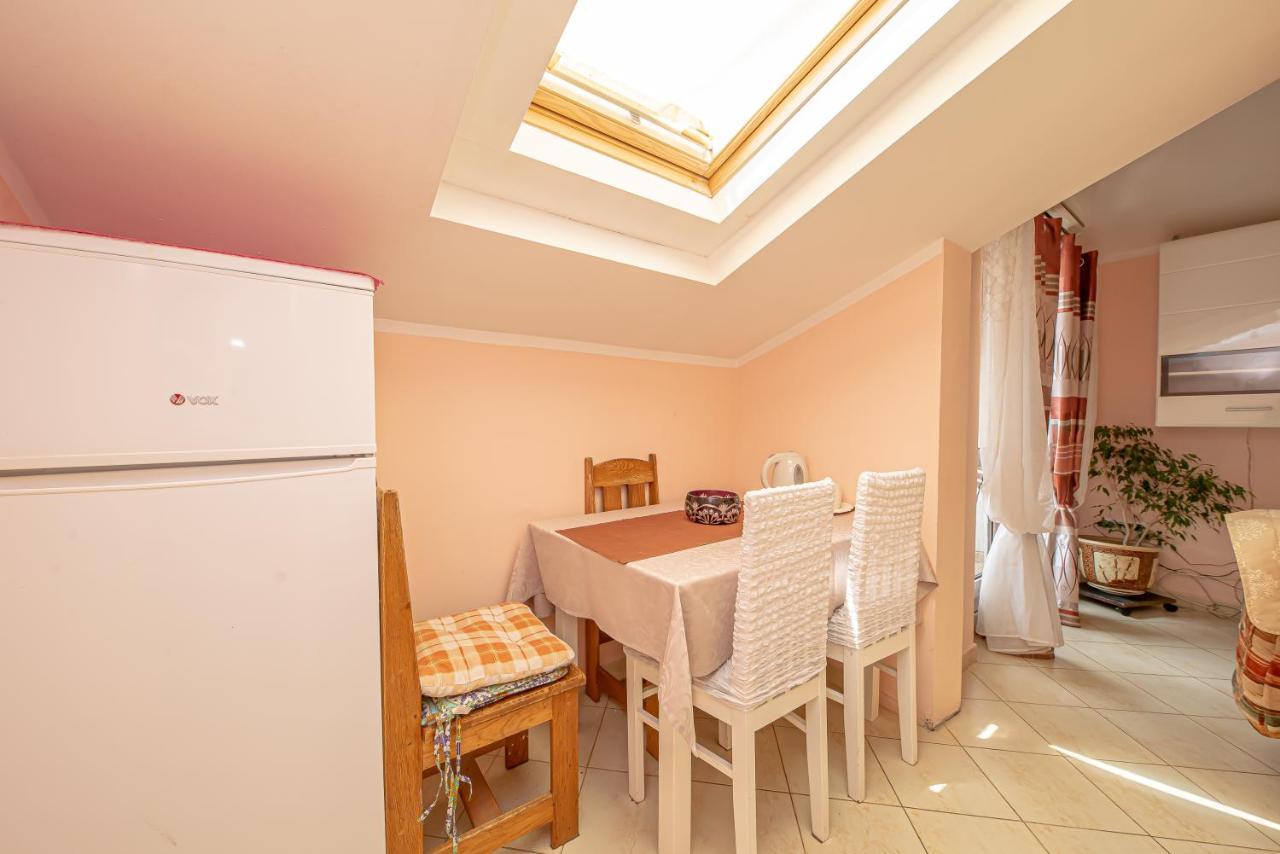 Fairytale 1 And 2 Apartman Budva Kültér fotó